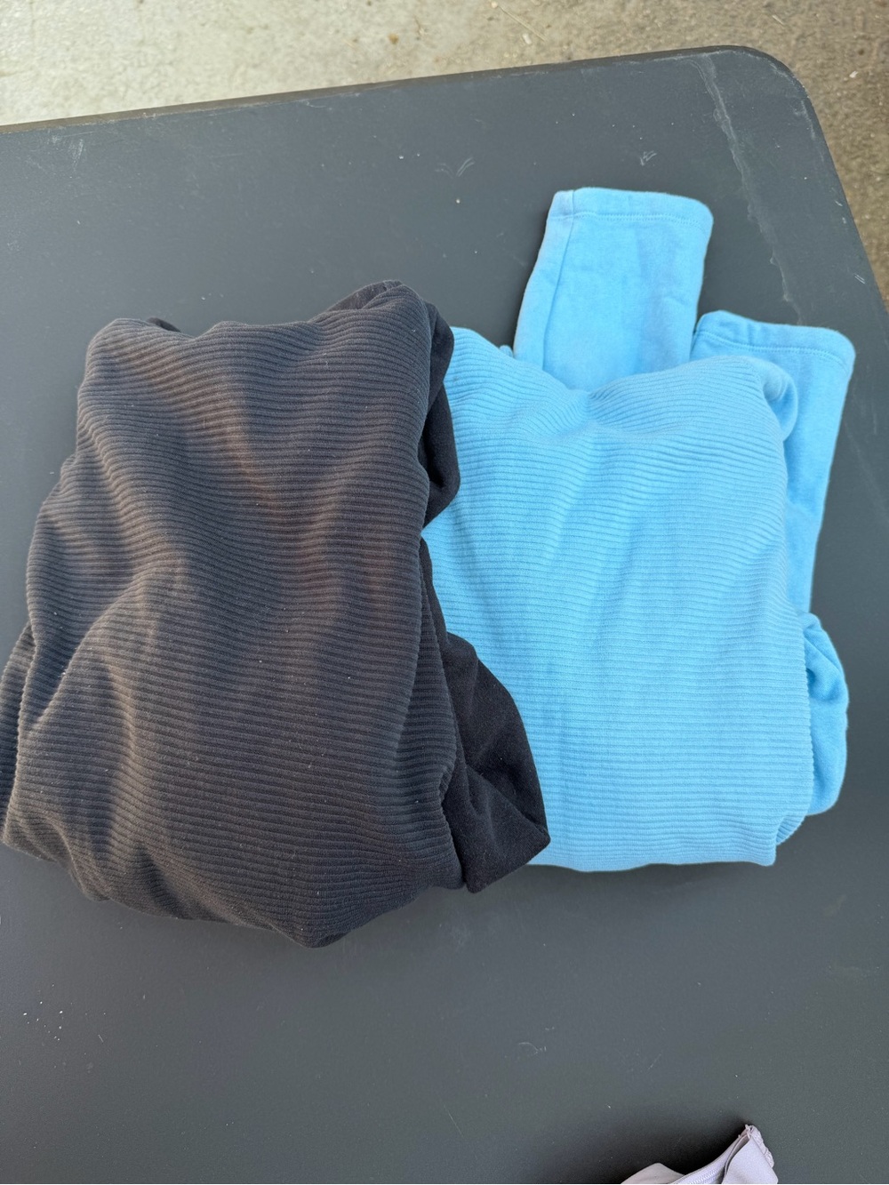 Lot of 2 XL women’s Under Armour hoodies light blue and black
